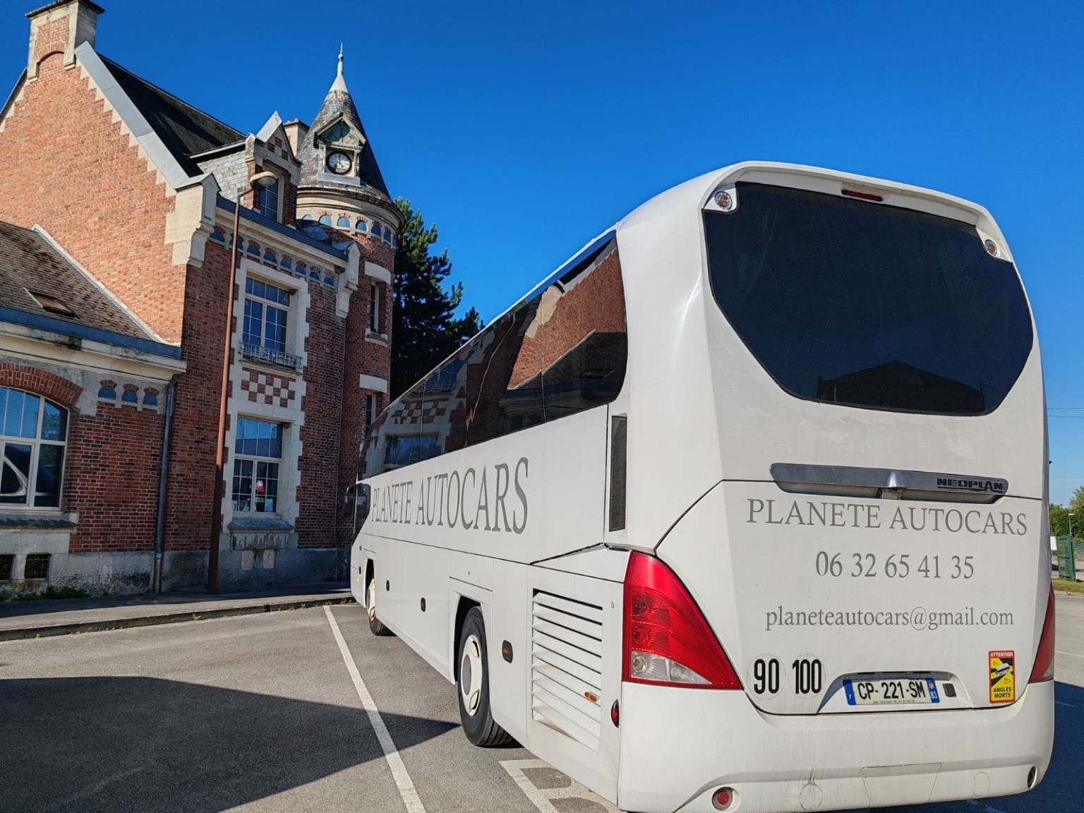 Voyage en autocar Planète Autocars